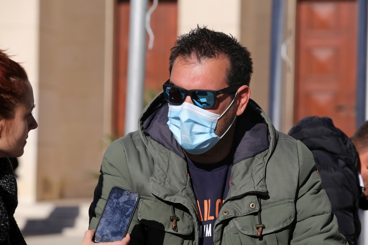 BRZI UPITNIK Pitali smo Splićane komentar novih Stožerovih mjera, gdje će na kavu, hoće li korona ukrasti Božić...