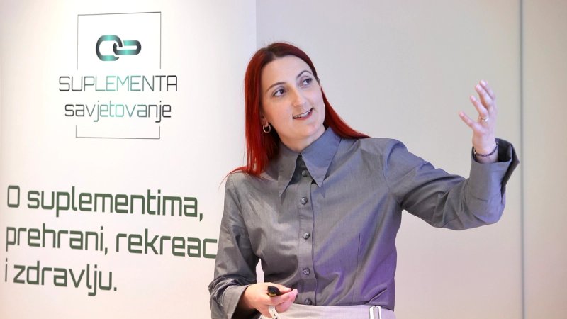 ATIPIČNA PRIČA Zaokret u karijeri bivša županijska vijećnica proslavila s prijateljima i suradnicima