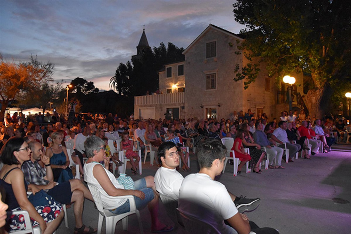 Nastupom Massima otvoreno 22. Kaštelansko kulturno ljeto