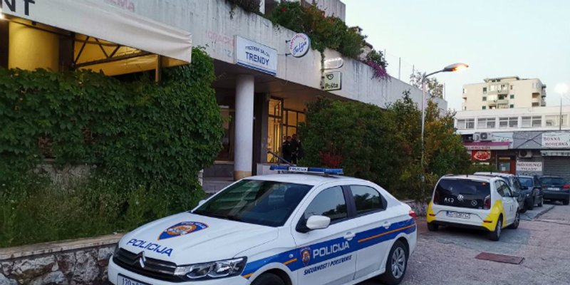 Opljačkana pošta na Sućidru, naoružani muškarac odnio 10 tisuća kuna  