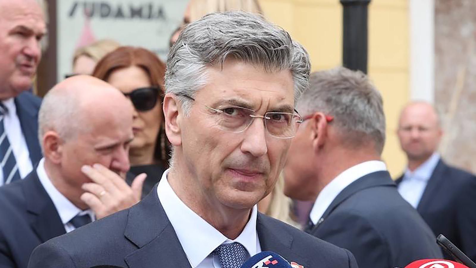 Plenković hitno okupio koaliciju zbog otpada u Gospiću, a onda udario po oporbi: Dezinformacijama šire paniku!
