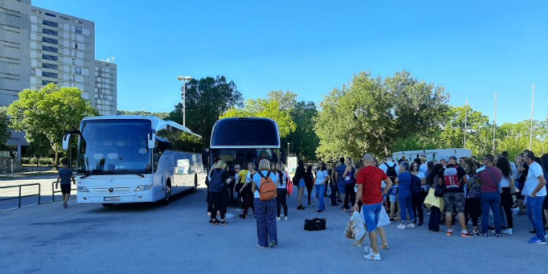 VIDEO Iz Splita krenuli autobusi za Zagreb, popodne se održava Festival slobode