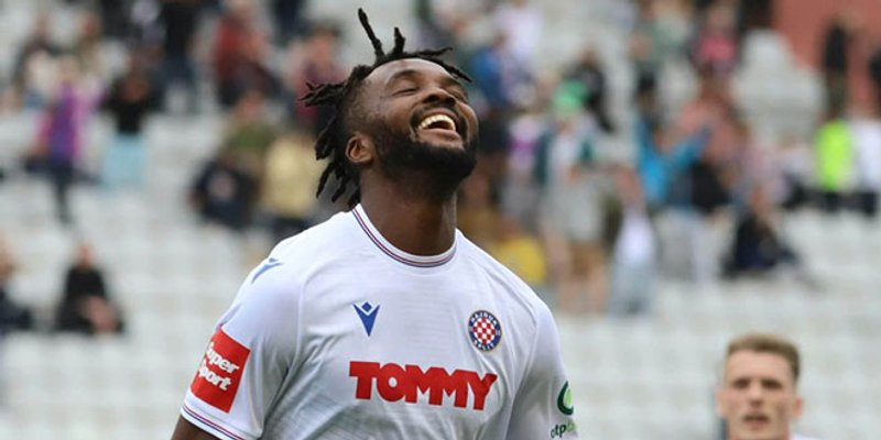 Awaziem blizu novog angažmana?