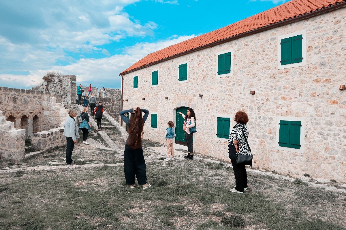 Održan 1. međunarodni stručni skup Intervencije pomoću konja za OSI