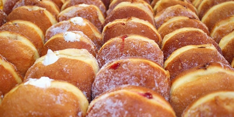 Kako kod kuće ispržiti najmekše, najprozračnije i najukusnije krafne koje nestaju dok su još tople?