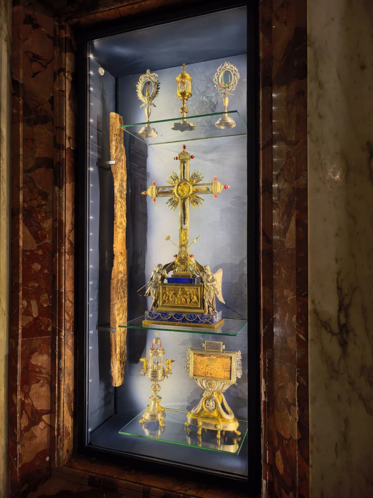 Znate li gdje se čuvaju relikvije povezane s Kristovom mukom?