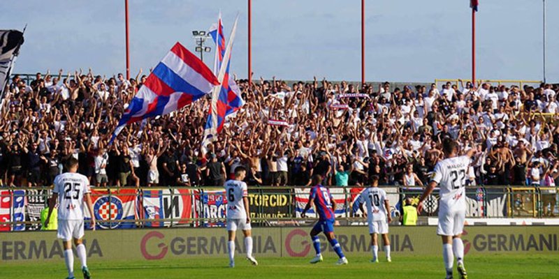 VRIJEDI PROČITATI: 'U svlačionici bi morali shvatiti koji je trenutak jer ako zajebu protiv Dinama i Rijeke, priči je za sljedećih 7, 8 godina kraj'