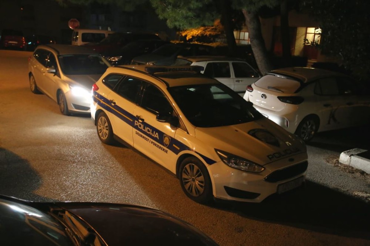 Žurne službe u Mosećkoj ulici | foto: Veljko Martinović