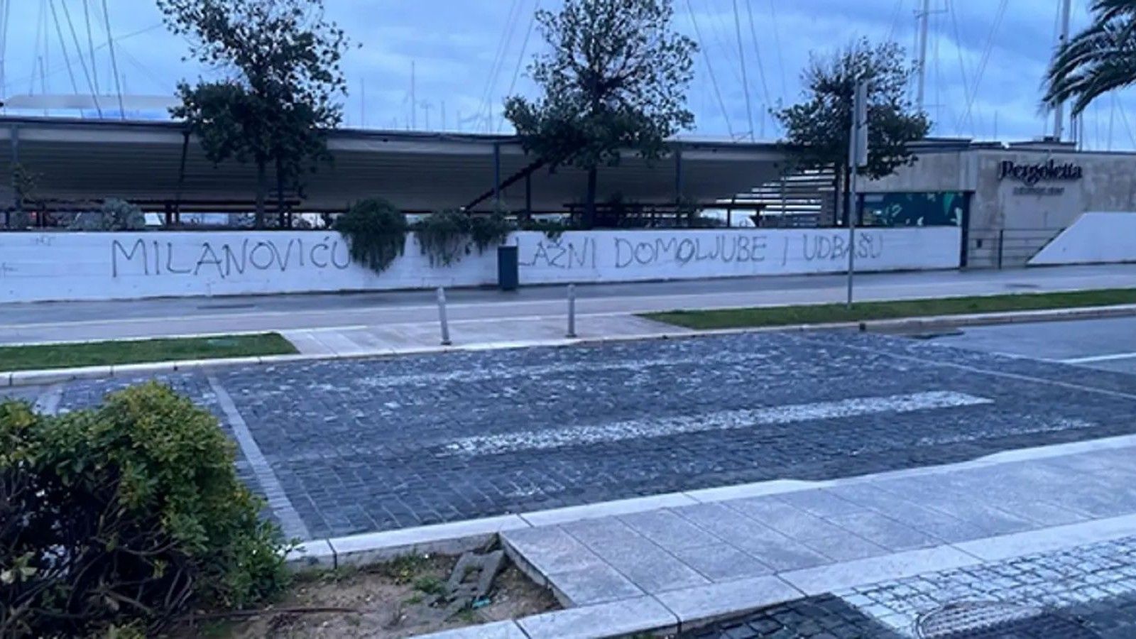 Po Splitu pisao grafite protiv Milanovića i Možemo, tvrdi da su mu platili 400 eura za taj posao