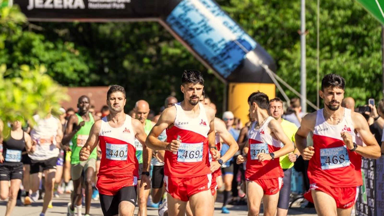 FOTOGALERIJA: 41. Plitvički maraton oduševio više od 900 natjecatelja iz rekordnih 50 zemalja svijeta