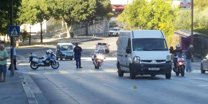 NESREĆA U 8 UJUTRO: U Ulici Matice hrvatske kombi oborio pješakinju, žena se bori za život!
