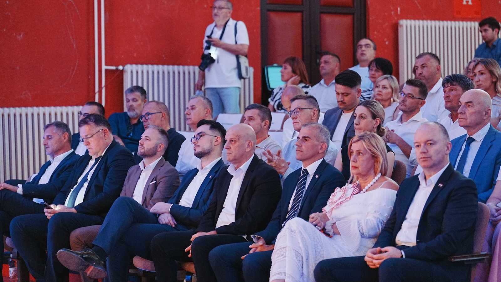 FOTOGALERIJA Svi putevi vodili su u Imotski: Pogledajte tko je stigao na proslavu Dana Grada i Gospe od Anđela