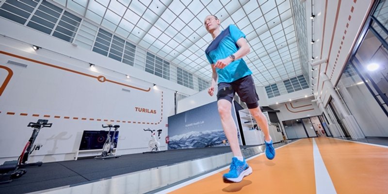 Novi HUAWEI Health Lab u Helsinkiju prikazuje korisnicima potpuno novi način testiranja HUAWEI WATCH GT 4 pametnih satova