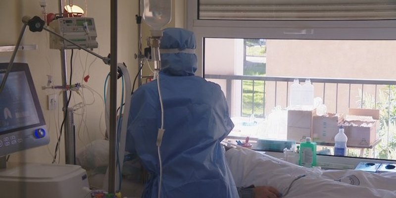 PADAJU BROJKE Neslužbeno: Imamo 4428 novih slučajeva zaraze