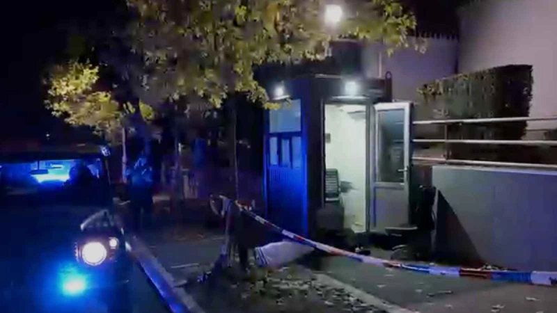 Uz povike 'Allahu akbar' napao policajca ispred izraelskog veleposlanstva u Beogradu: Napadač ubijen, Srbija u stanju pripravnosti