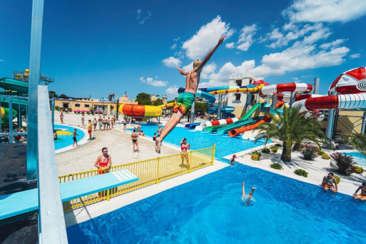 Zabava, tradicija i adrenalinske igre dolaze u Dalmaland uz otvorenje sezone Aqua parka