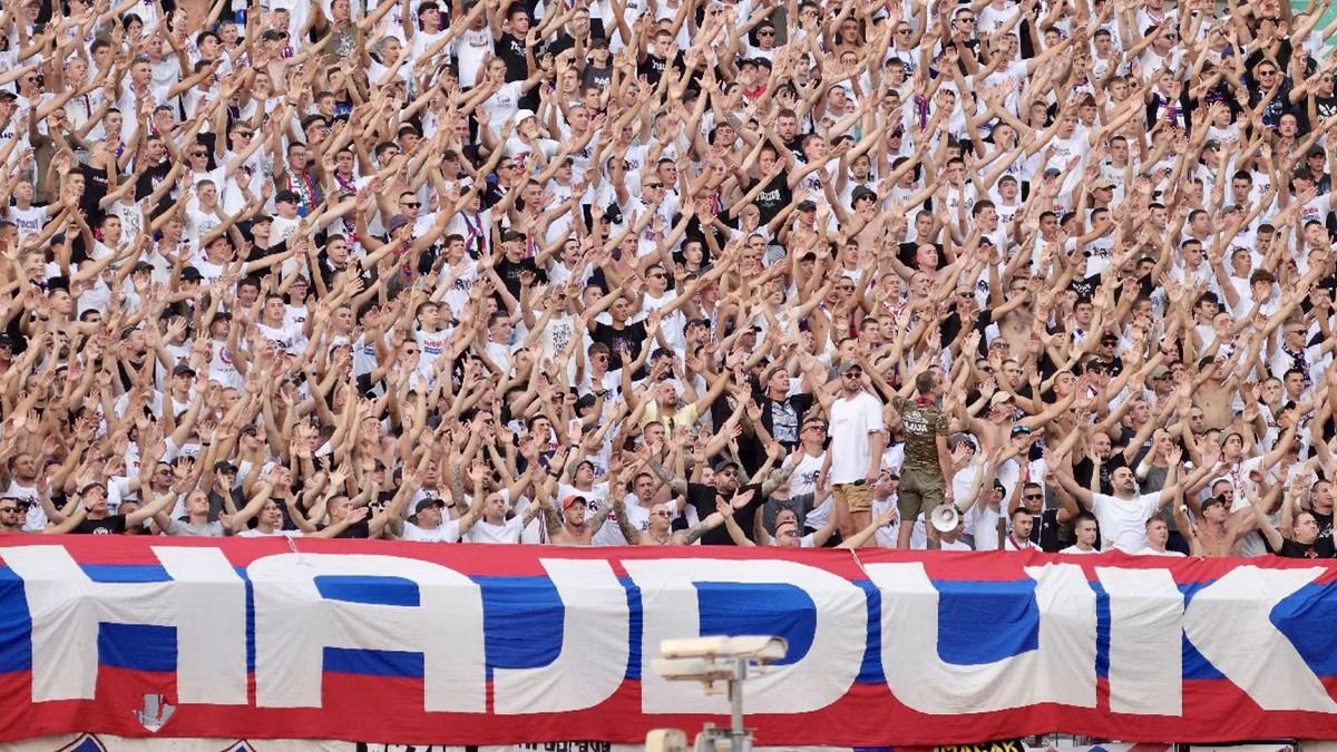 Torcida uoči Ajaxa istaknula posebnu obavijest