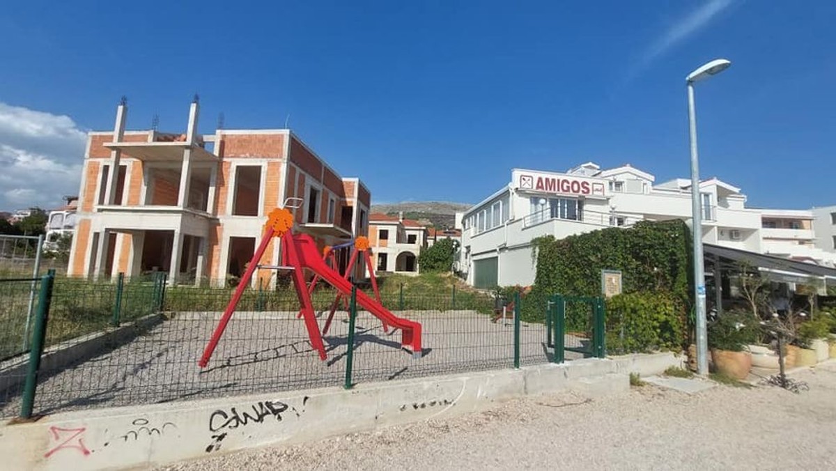 Dječje igralište u Grljevcu