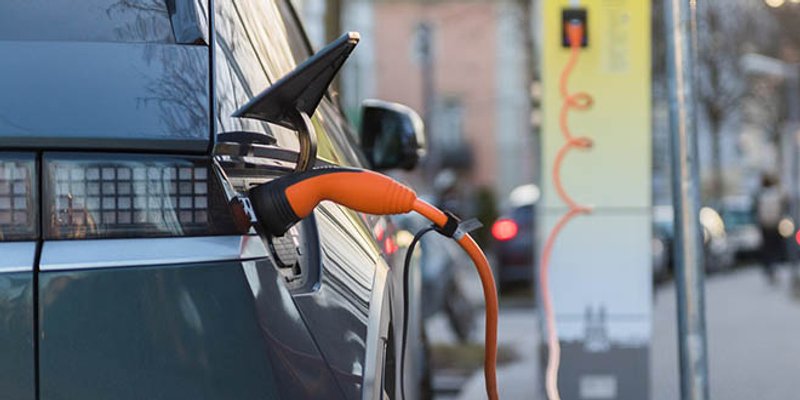 Koliko električni auto troši preračunato u litre goriva?