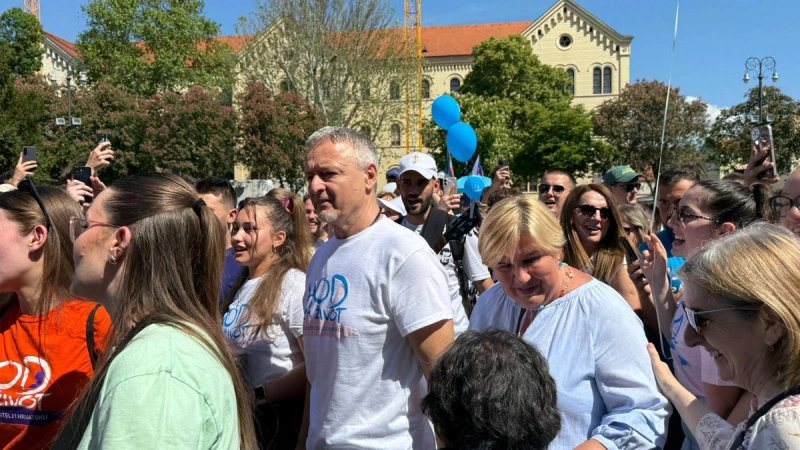 Thompson zapjevao na Hodu za život, oglasili se iz Grada Zagreba