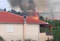 VIDEO Zastrašujući prizori s Čiova: Vatra došla vrlo blizu kuća