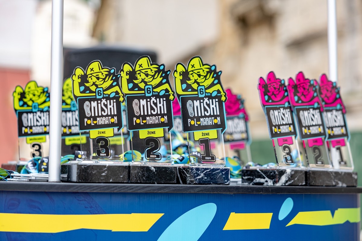 Trči kanjonom, gradom, uz rijeku i plaže – još mjesec dana do 10. Omiškog polumaratona!