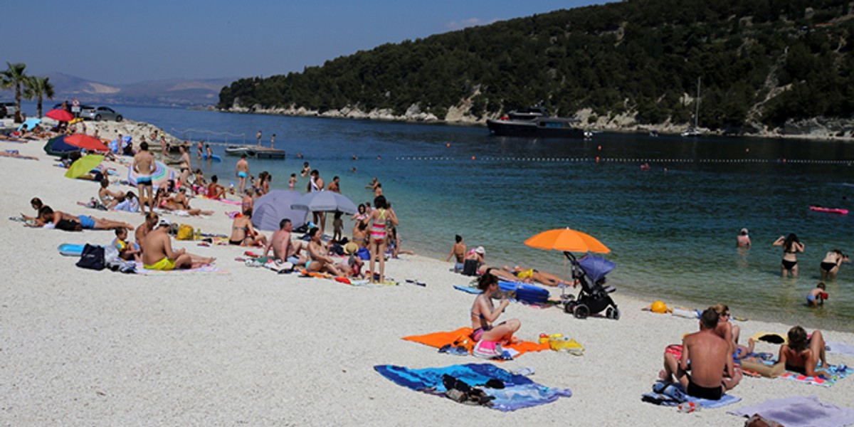Đir po splitskim plažama: Na Bačvicama najbolje idu ležaljke, Žnjan nudi najviše sadržaja, a na Obojenoj se plaća tuš