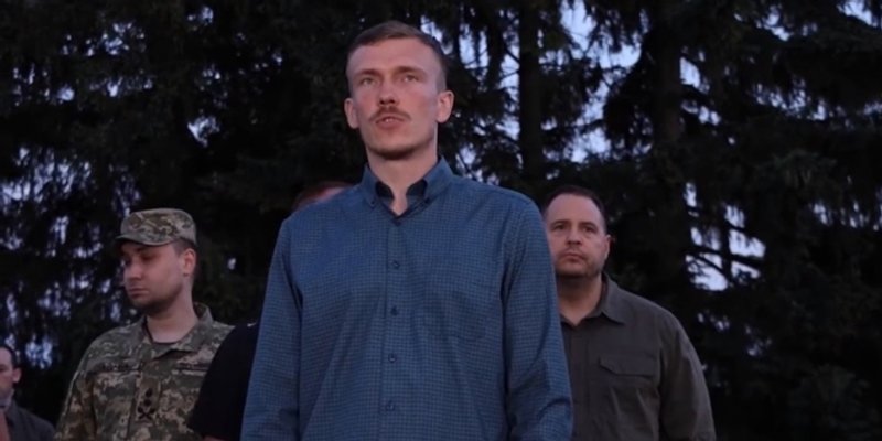 ZAPOVJEDNIK AZOVA 'Vratit ću se na prvu crtu'