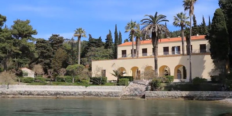 JU PŠ Marjan upozorava: Nezakonita vjenčanja u Vili Dalmacija ugrožavaju sigurnost i prirodu