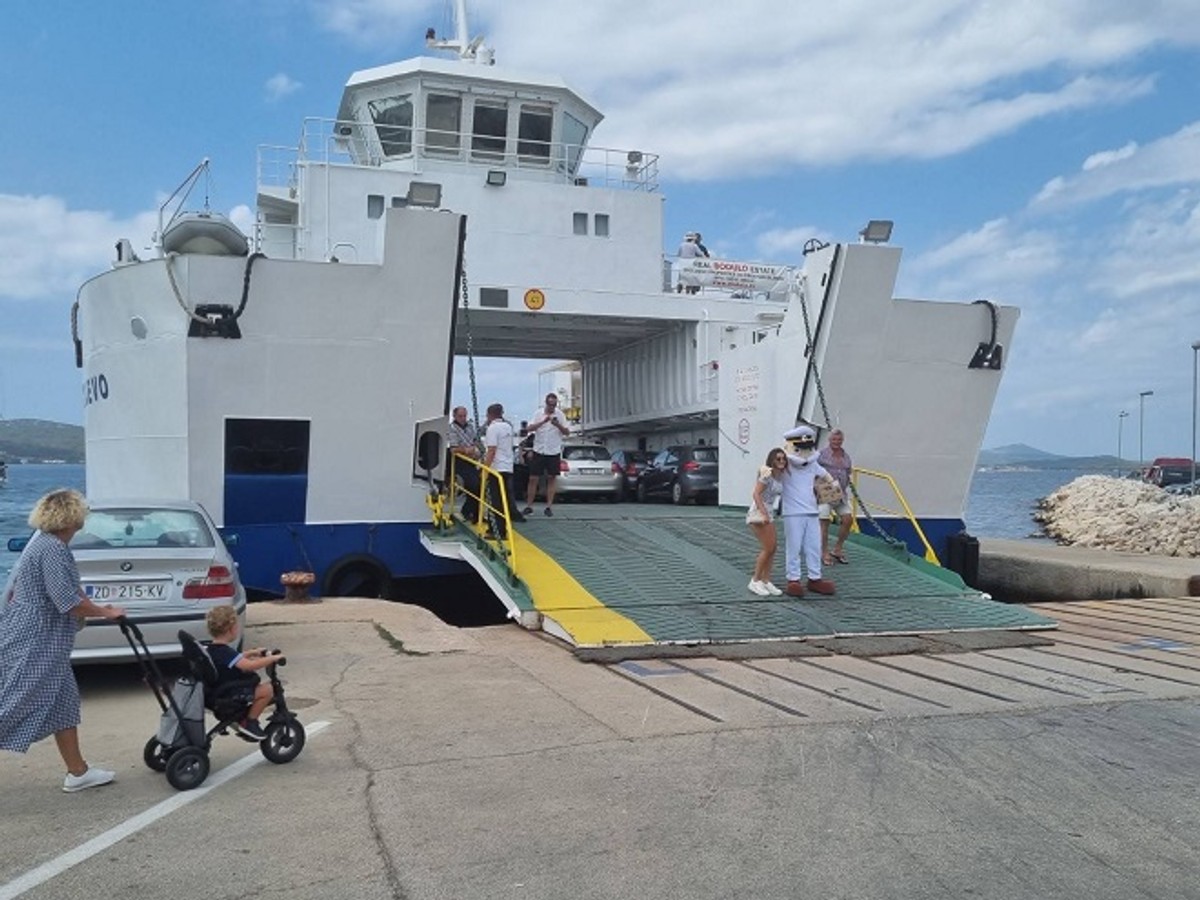 JADROLINIJA: Novonabavljeni trajekt Otok Pašman uključen u redovan promet