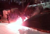 VIDEO: Riva blokirana nakon napada Torcide na navijače Ajaxa