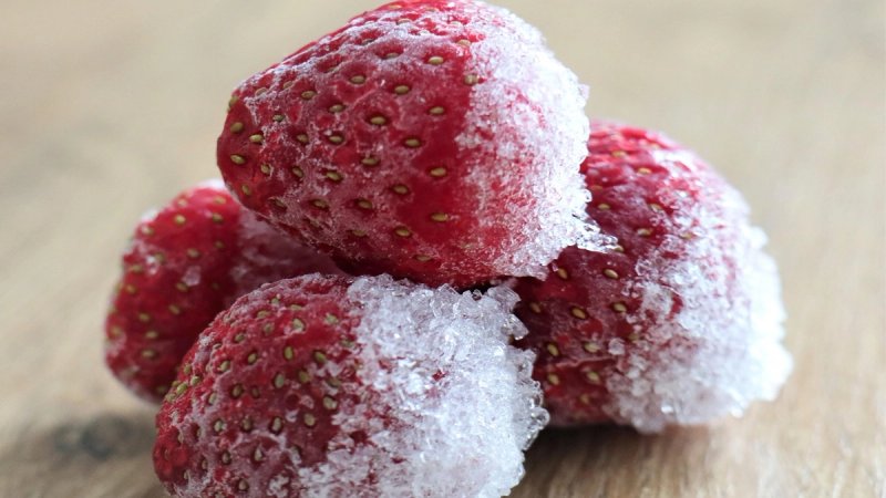 PESTICID Povlače se Sparove zamrznute jagode