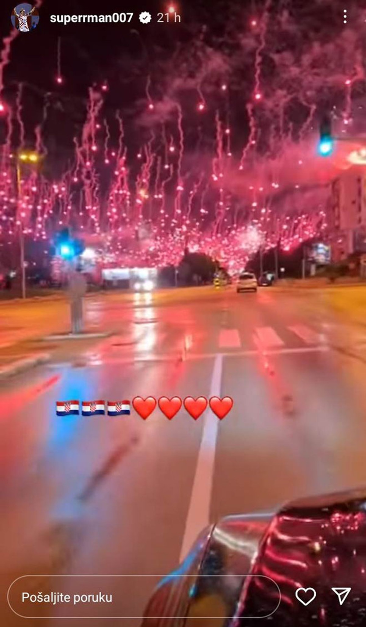 I NJEGA JE ZAVARALO: Hrvatski reprezentativac podijelio veličanstveni video Torcide, misleći da se radi o fešti nakon osvajanja bronce