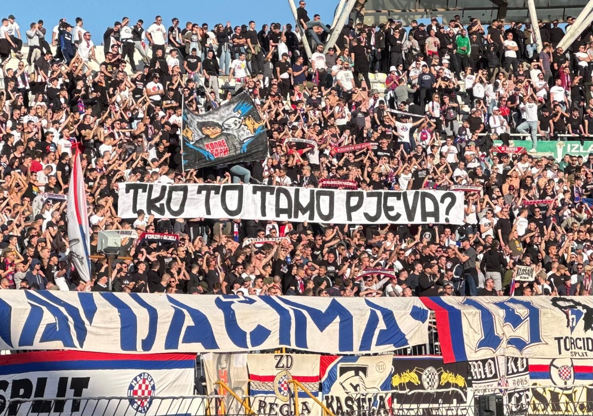 Torcida podigla poruku