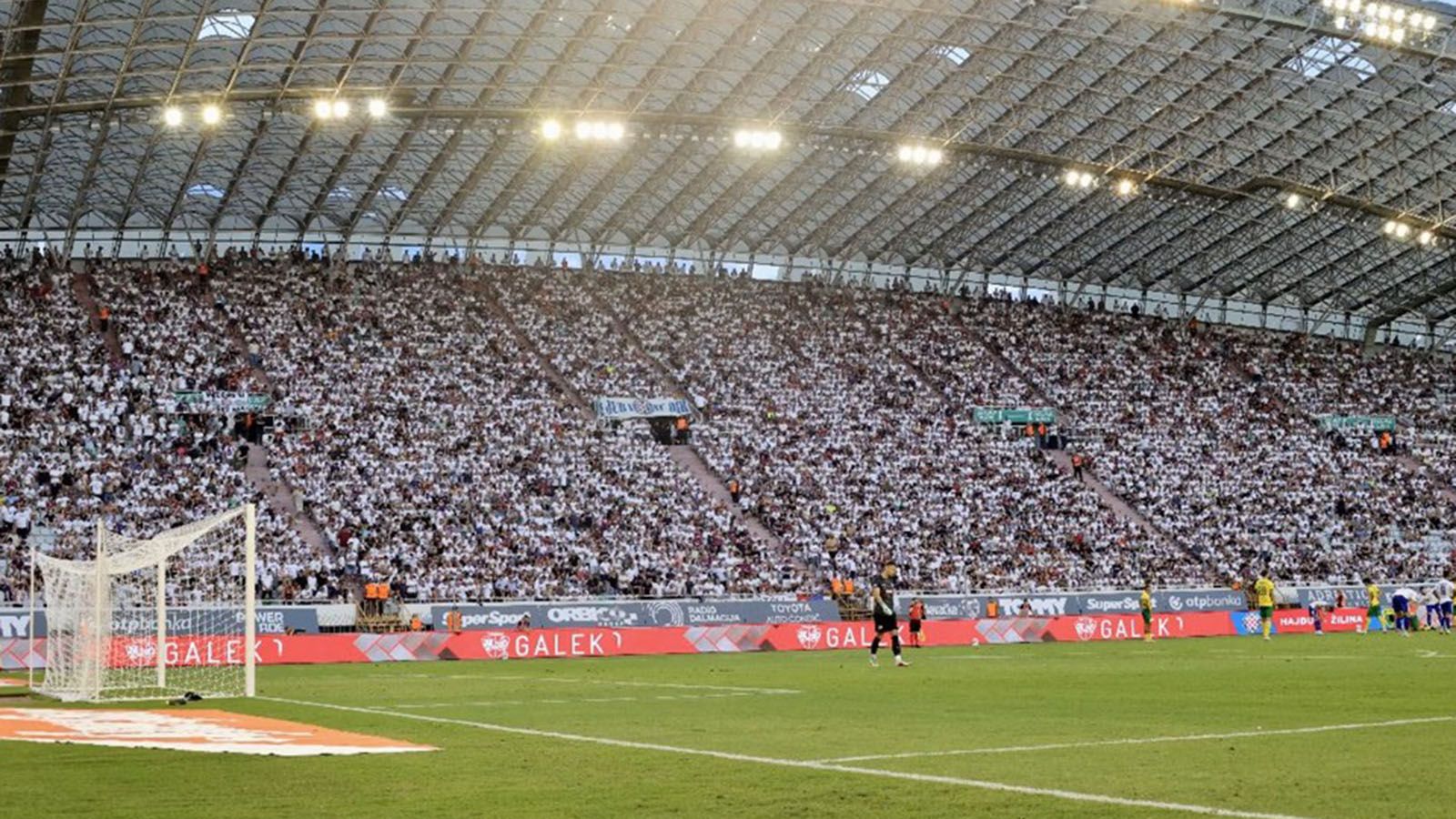 TEMA POLJUD Radna skupina Ministarstva prostornog uređenja, graditeljstva i državne imovine još nije donijela zaključak. Evo što na to kaže Hajduk