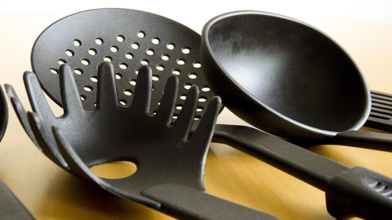 KANCEROGENI SPOJEVI! S tržišta povučene žlice za špagete