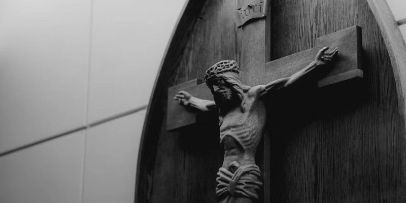 isus raspelo kršćani