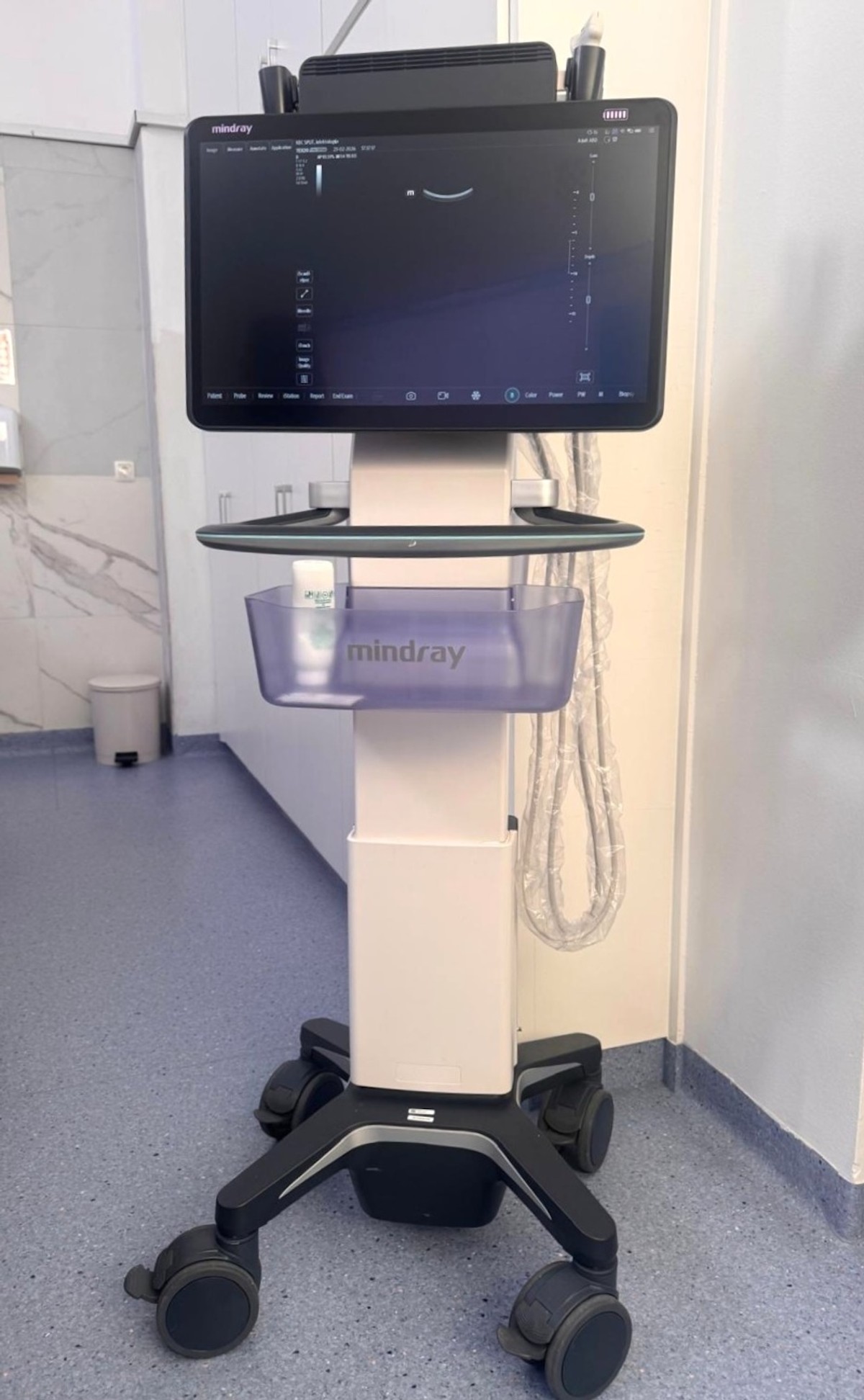 Klinici za infektologiju KBC-a Split doniran vrijedan višenamjenski ultrazvučni uređaj