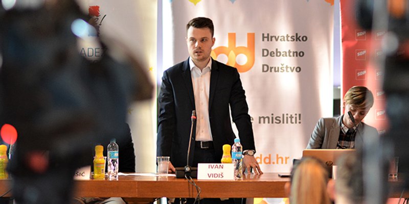 INTERVJU S PREDSJEDNIKOM MLADEŽI HDZ-a Ivan Vidiš o svim akterima na političkoj sceni i ulozi nove generacije