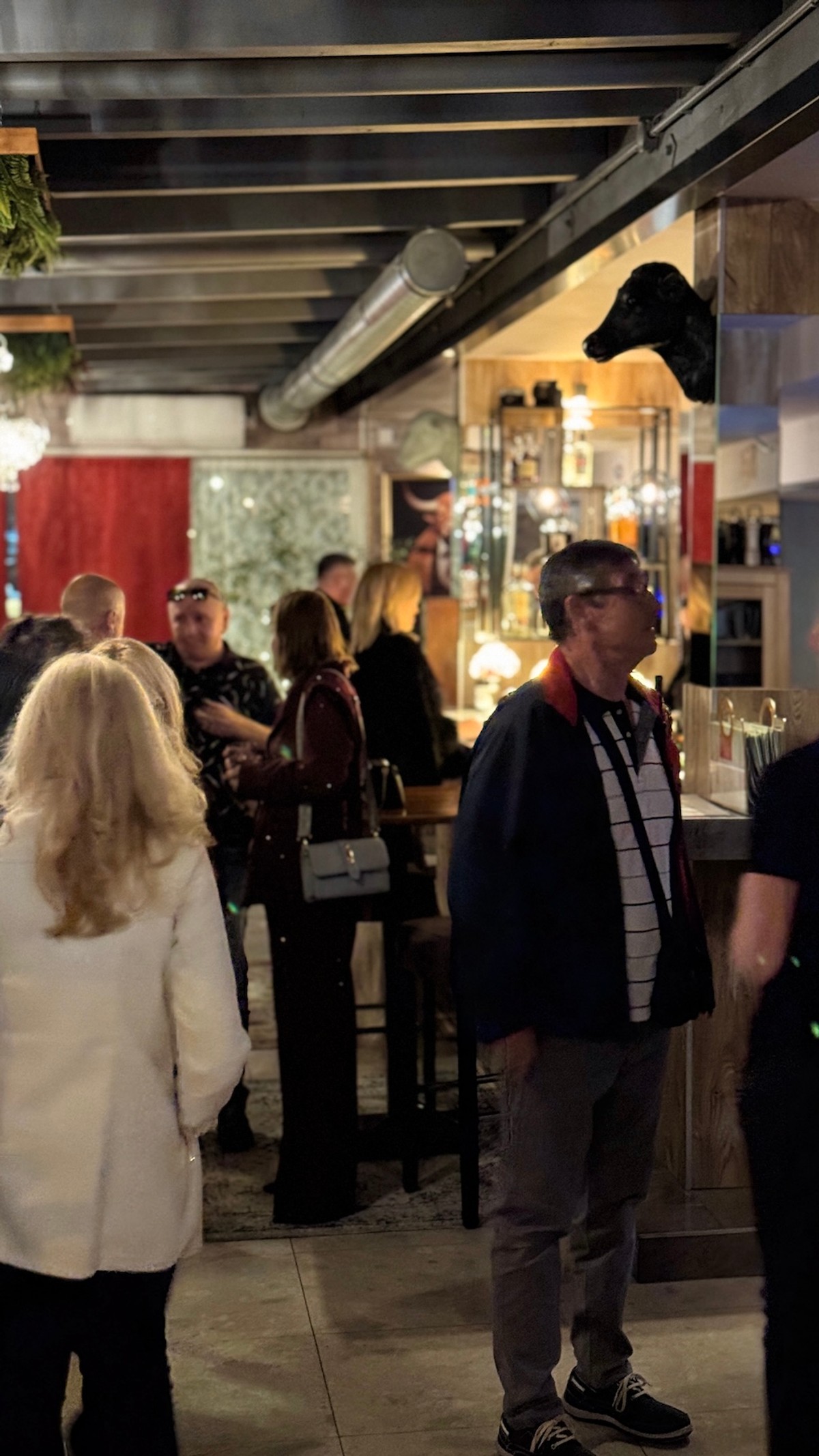 AFTERWORK U PAPAR GRILLU: Toni Pavić sutra otvara niz glazbenih večeri u Kaštelima