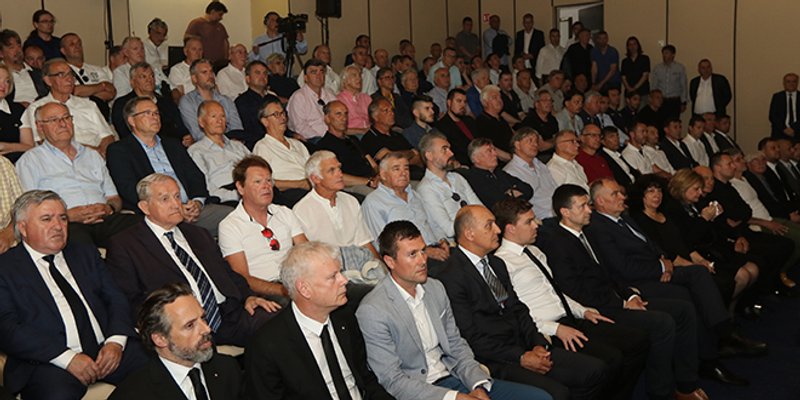 FOTOGALERIJA: Na Poljudu je održana komemoracija u čast Jurici Jerkoviću