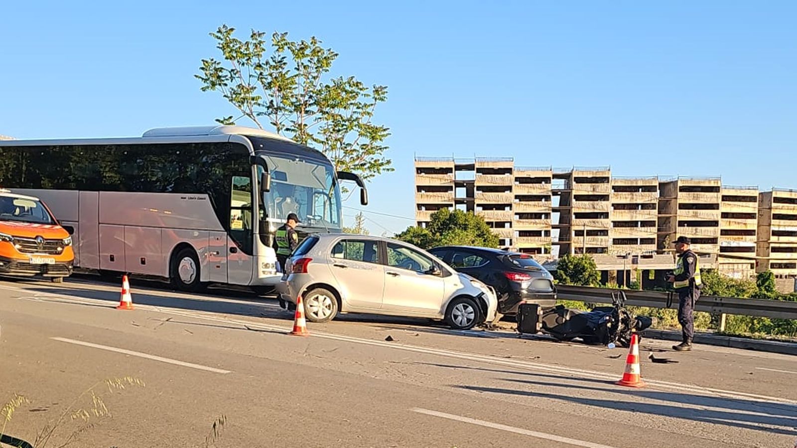 PROMETNA U SPLITU Sudar auta i motora, jedna osoba ozlijeđena