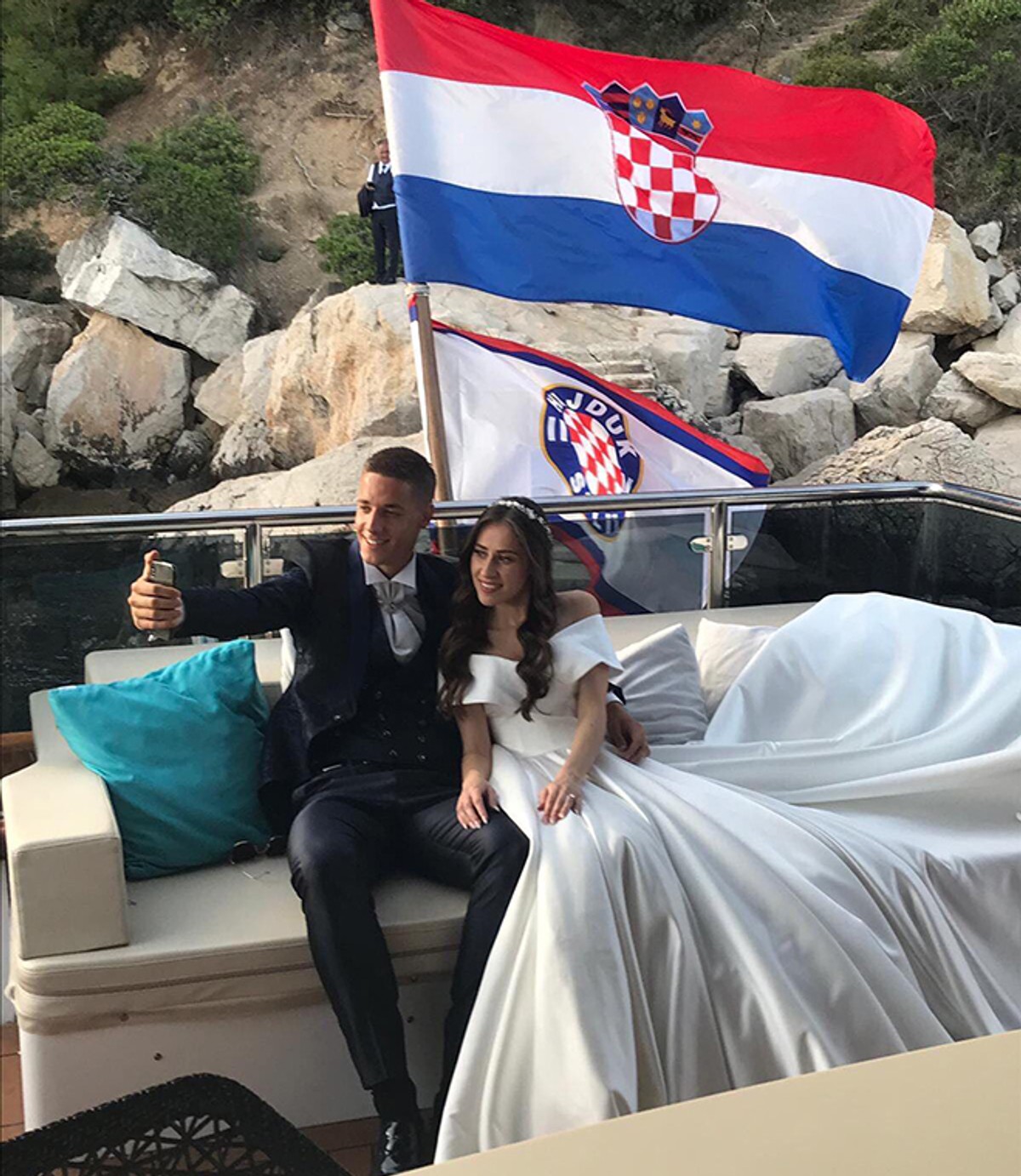 SRETNO, MLADENCI: U bračnu luku uplovio Mario Pašalić