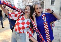 FOTOGALERIJA: Navijači stigli sa svih strana, pogledajte kako je u Splitu uoči utakmice