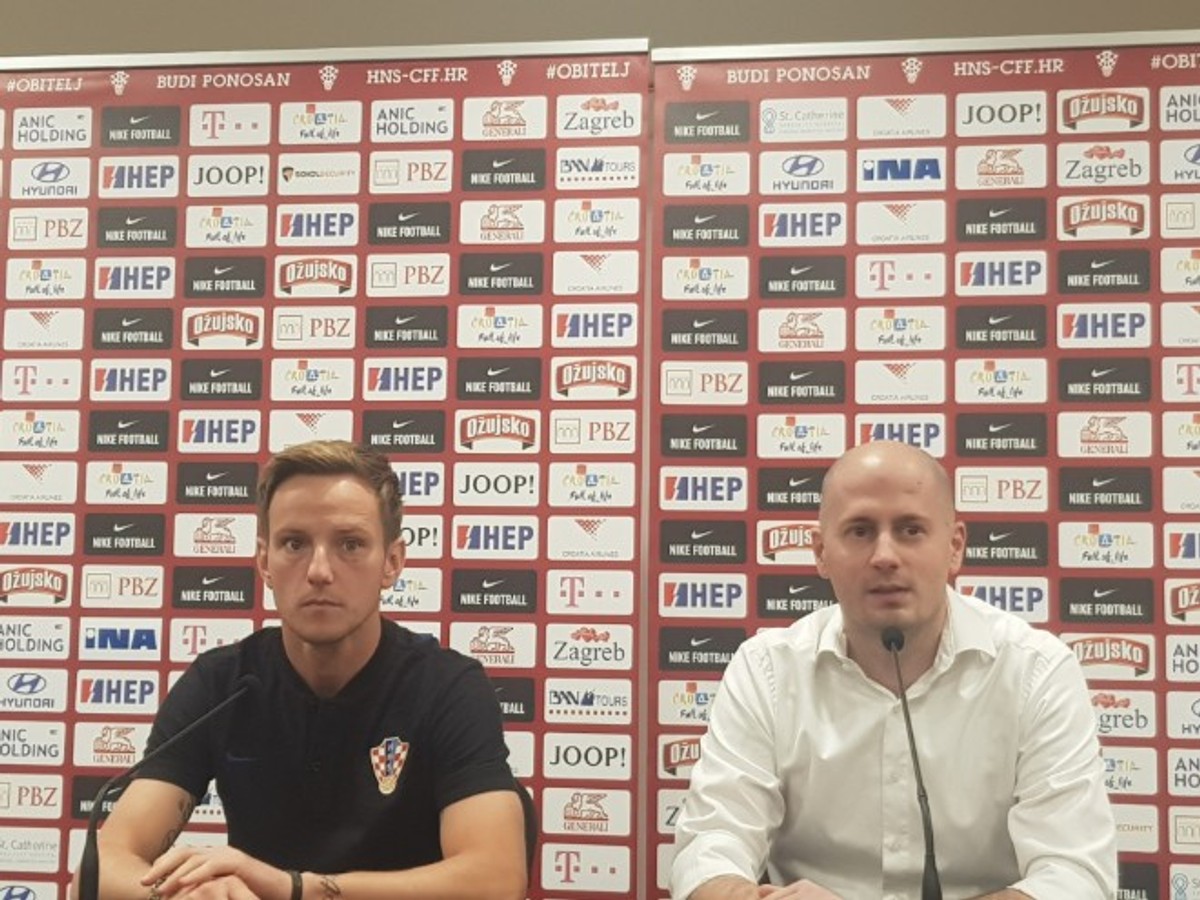 RAKITIĆ NA DAR DOBIO DRES HAJDUKA: 'Nitko ne voli Hrvatsku više nego ja!'