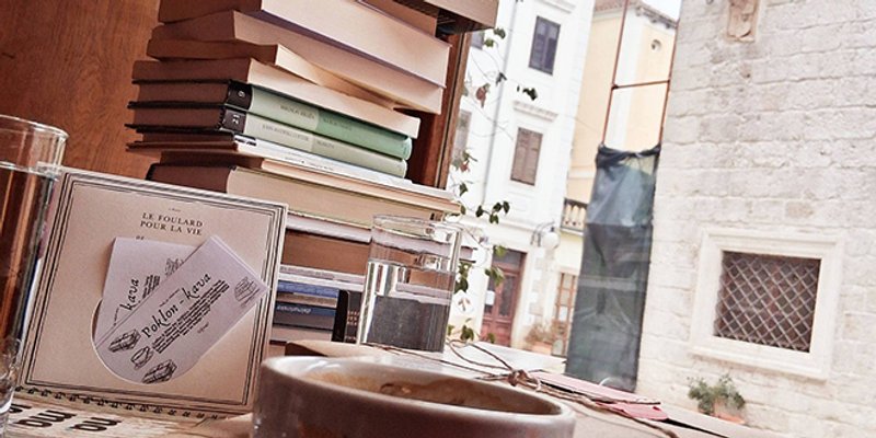 Fotopoetika i Gradska knjižnica organiziraju drugi 'Blind date s knjigom & kavom'