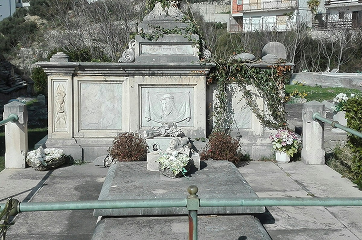 Kako je don Frane Ivanišević, najzaslužniji čovjek za razvoj Jesenica, čudom preživio torpediranje mitraljeskog gnijezda