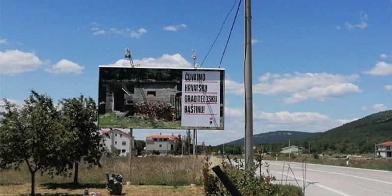 Pogledajte novi plakat u Cisti Provo autora iz Arhitektonskog kolektiva