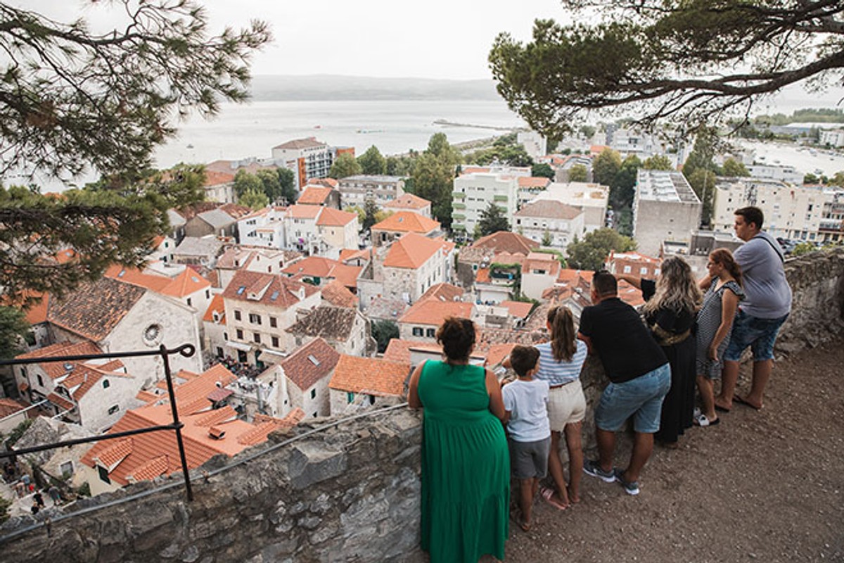 'Summer' je 'Frei'! Recite svojim gostima da Omiš poklanja ture, kino na plaži i još puno toga…