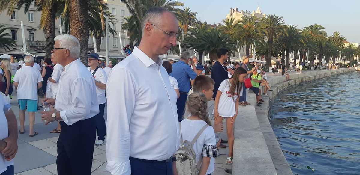 MIMOHOD 8372: Da se nikada i nikome ne dogodi Srebrenica